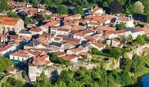 长宁回乡建别墅为什么一定要选专业乡墅公司